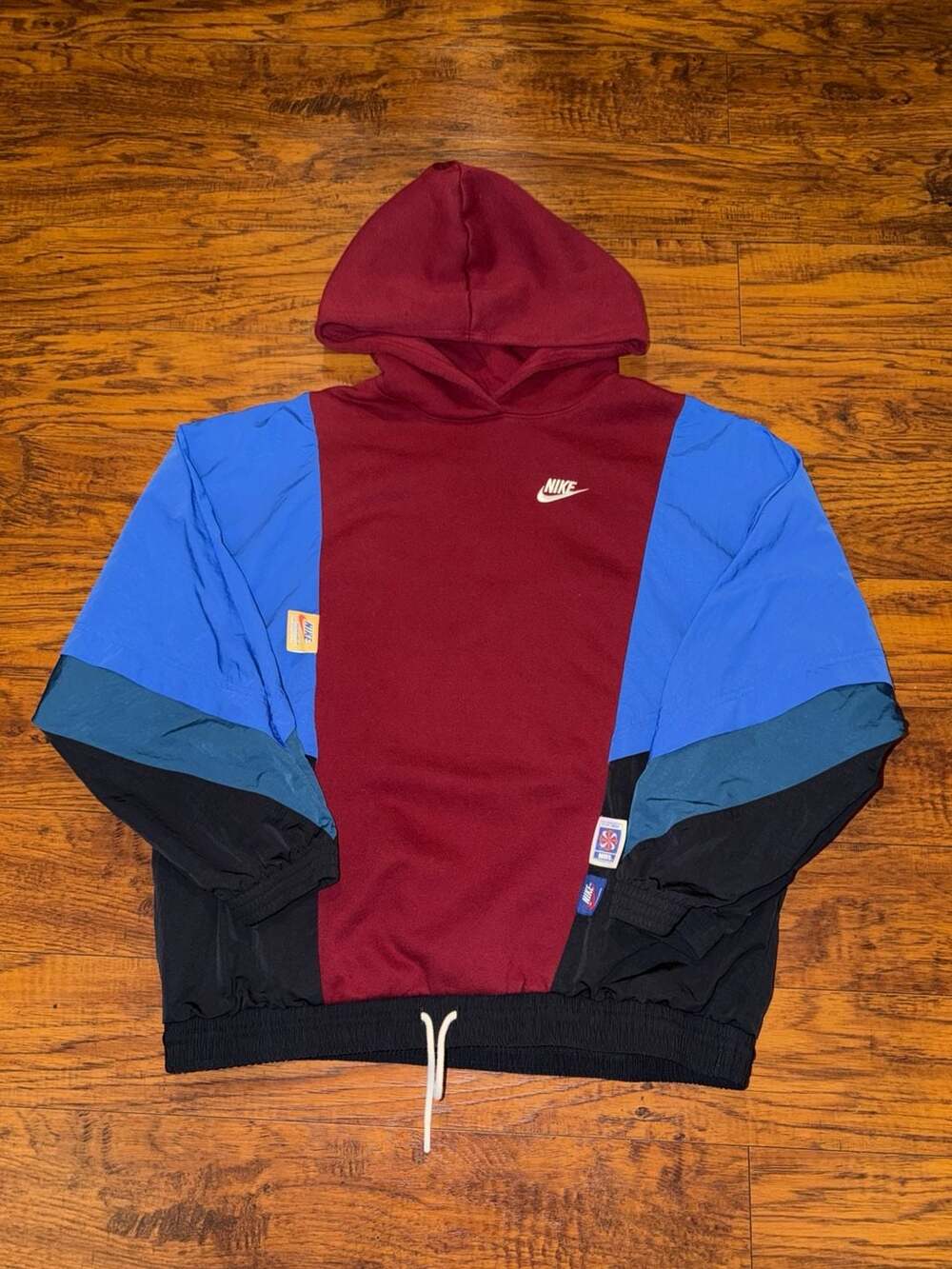 Nike Sportswear Icon Clash Pullover Hoodie Size M Colorblock Windbreaker